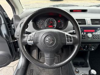 Suzuki Swift 1.5 Exclusive picture 17