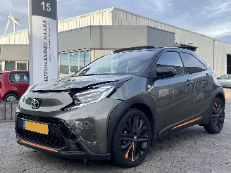 uszkodzony samochody osobowe Toyota Aygo X 1.0 VVT-i MT Limited 2022/6