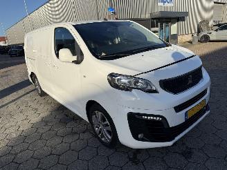 Peugeot Expert 2.0 BlueHDI 120 Long Premium picture 3