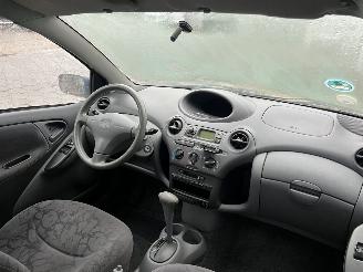 Toyota Yaris 1.3-16V VVT-i Sol AUTOMAAT picture 11