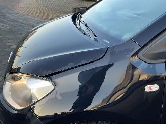 Volkswagen Up! 1.0 move up! BlueMotion picture 9