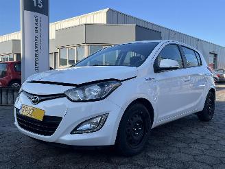 skadebil auto Hyundai I-20 1.2i i-Motion 2012/9