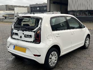 Volkswagen Up! 1.0 BMT move up! picture 4
