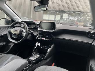 Peugeot e-208 EV Allure Pack 50 kWh picture 11