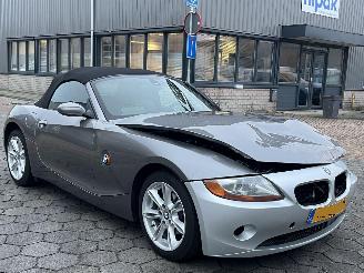 skadebil bedrijf BMW Z4 Roadster 2.2i 2004/6