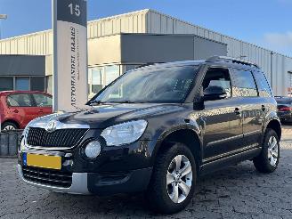 krockskadad bil auto Skoda Yeti 1.2 TSI Tour 2011/8