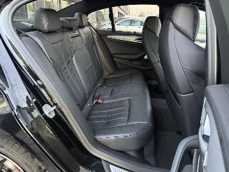 BMW 5-serie 545e xDrive High Executive picture 16
