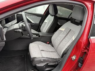 Opel Astra 1.2 Elegance picture 10