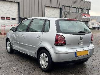 Volkswagen Polo 1.4-16V Optive picture 6
