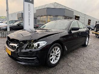 Unfallwagen BMW 5-serie 520i High Executive 2018/3