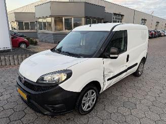 Schade bestelwagen Opel Combo Cargo 1.3 MJ L1H1 Actual 2018/4
