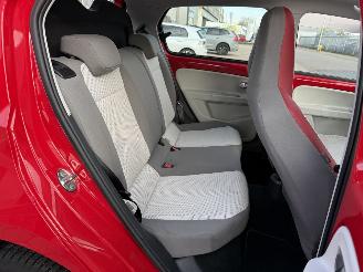 Volkswagen Up! 1.0 move up! BlueMotion picture 13