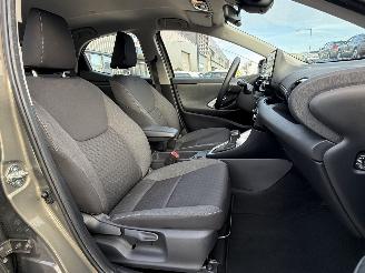 Toyota Yaris 1.5 Hybrid Dynamic picture 14