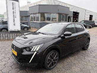 Unfallwagen Peugeot e-208 EV GT 350 50 kWh 2023/6