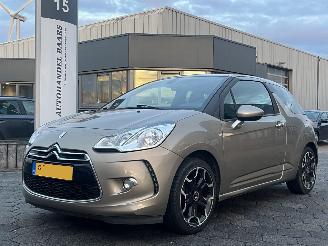 skadebil auto Citroën DS3 1.6 So Chic 2011/1