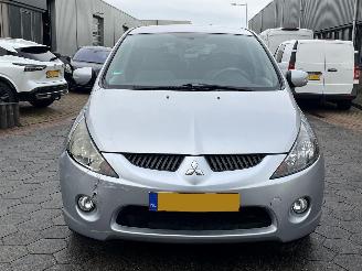 Mitsubishi Grandis 2.4-16V Intense 6p. picture 2