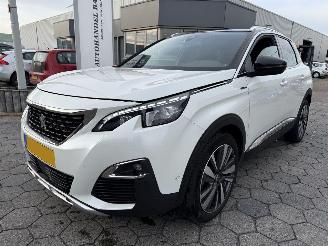 krockskadad bil bedrijf Peugeot 3008 1.2 PureTech GT Line 2019/7