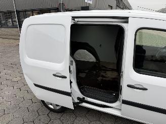 Renault Kangoo 1.5 Blue dCi 95 Work Edition picture 13