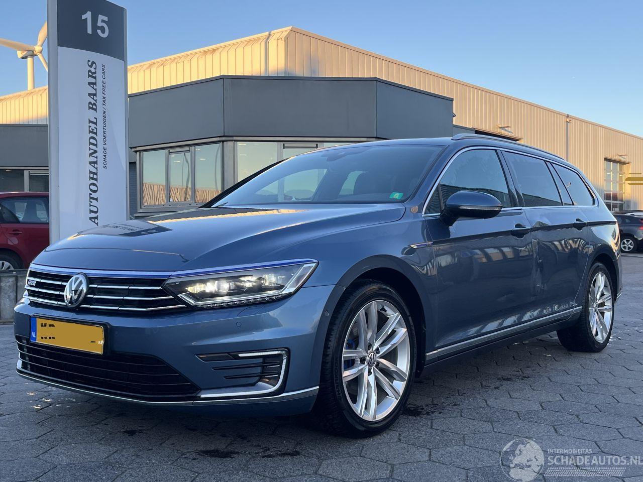 Volkswagen Passat Passat Variant 1.4 TSI GTE Connected Series Plus