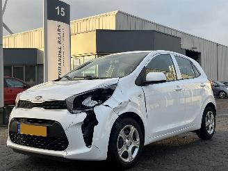 Coche accidentado Kia Picanto 1.0 MPi ComfortPlusLine 2019/11
