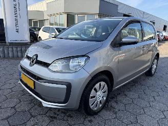 Coche accidentado Volkswagen Up! 1.0 2021/8