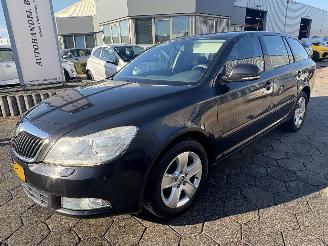 Schadeauto Skoda Octavia Combi 1.4 TSI Elegance Business Line AUTOMAAT 2010/2