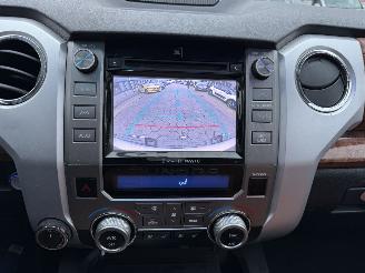 Toyota Tundra 5.7 V8 Double Cab picture 21