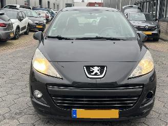 Peugeot 207 1.4 VTi Style picture 2