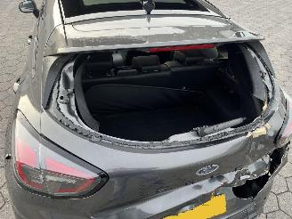 Ford Puma 1.0 EcoBoost Hybrid ST-Line Vignale picture 12