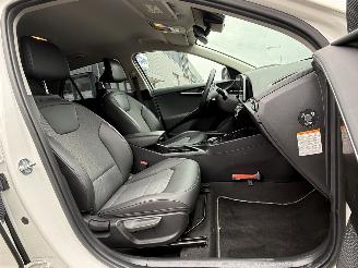 Kia Niro 1.6 GDi Hybrid DynamicLine picture 16