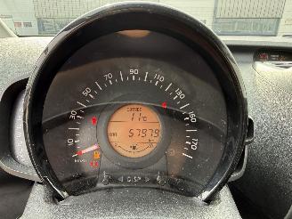 Peugeot 108 1.0 e-VTi Active picture 18