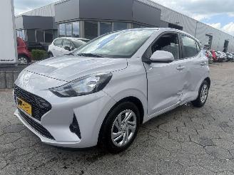 uszkodzony samochody osobowe Hyundai I-10 1.0 Comfort Smart 2025/8