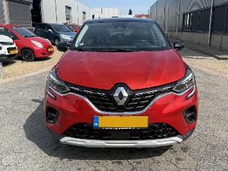 Renault Captur 1.0 TCe 100 Intens picture 2
