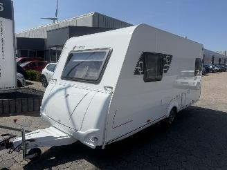 krockskadad bil caravan Sterckeman  Starlett 450 LJ Comfort 2017/5