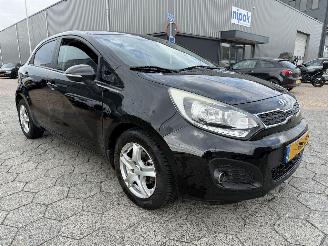 Kia Rio 1.2 CVVT Super Pack picture 3