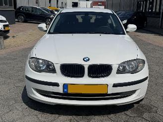 BMW 1-serie 116i EfficientDynamics Edition 122pk picture 2