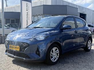 Damaged car Hyundai I-10 1.0 Premium AUTOMAAT 2025/9