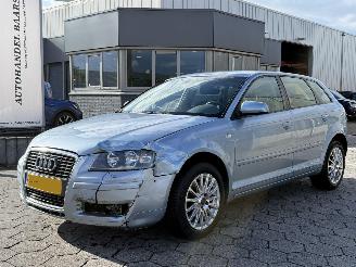 uszkodzony samochody osobowe Audi A3 Sportback 2.0 FSI Ambiente 2006/9