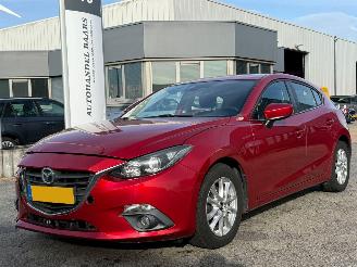 Avarii autoturisme Mazda 3 2.0 SkyActiv-G 120 SkyLease 2016/4