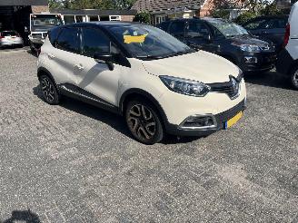 Coche accidentado Renault Captur 0.9 TCE DYNAMIQQUE. 2016/4