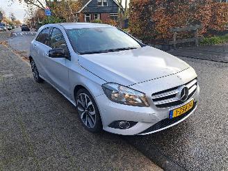 Schadeauto Mercedes A-klasse a180 2012/10