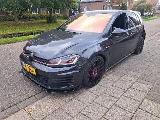 Damaged car Volkswagen Golf 2.0TSI GTI 2015/1