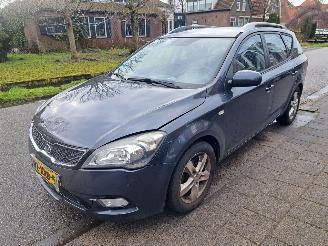 skadebil auto Kia Cee d 1.4i 2012/7