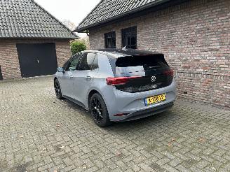 damaged passenger cars Volkswagen ID.3 PRO LIFE 58 kWh 204PK 2020/12