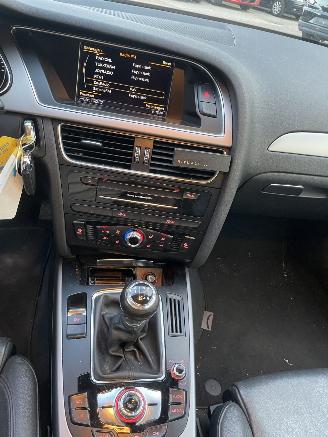 Audi A4 Avant 2.0 TDIe Pro Line AIRCO NAVI LEDER picture 15