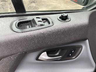 Ford Transit Custom 2.2 TDCI Ambiente AIRCO CRUISE PDC picture 8