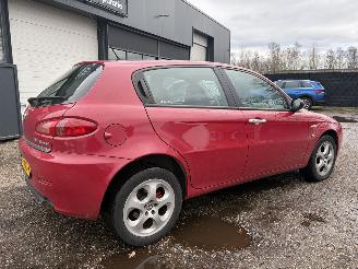 Alfa Romeo 147 1.6 T.Spark Distinctive AIRCO LEDER picture 4