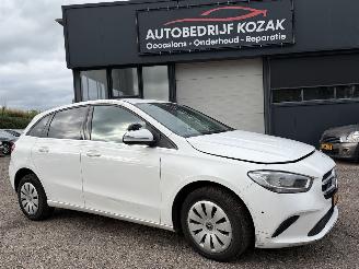 Avarii autoturisme Mercedes B-klasse 200d Advantage AUTOMAAT 2021/4
