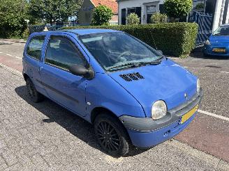 Vrakbiler auto Renault Twingo 1.2-16V 2007/3