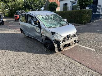 Salvage car Daihatsu Cuore 1.0-12V 2009/2
